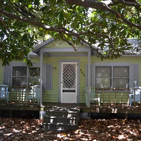 Beaufort Harbour Suites East Lodge Exterior photo